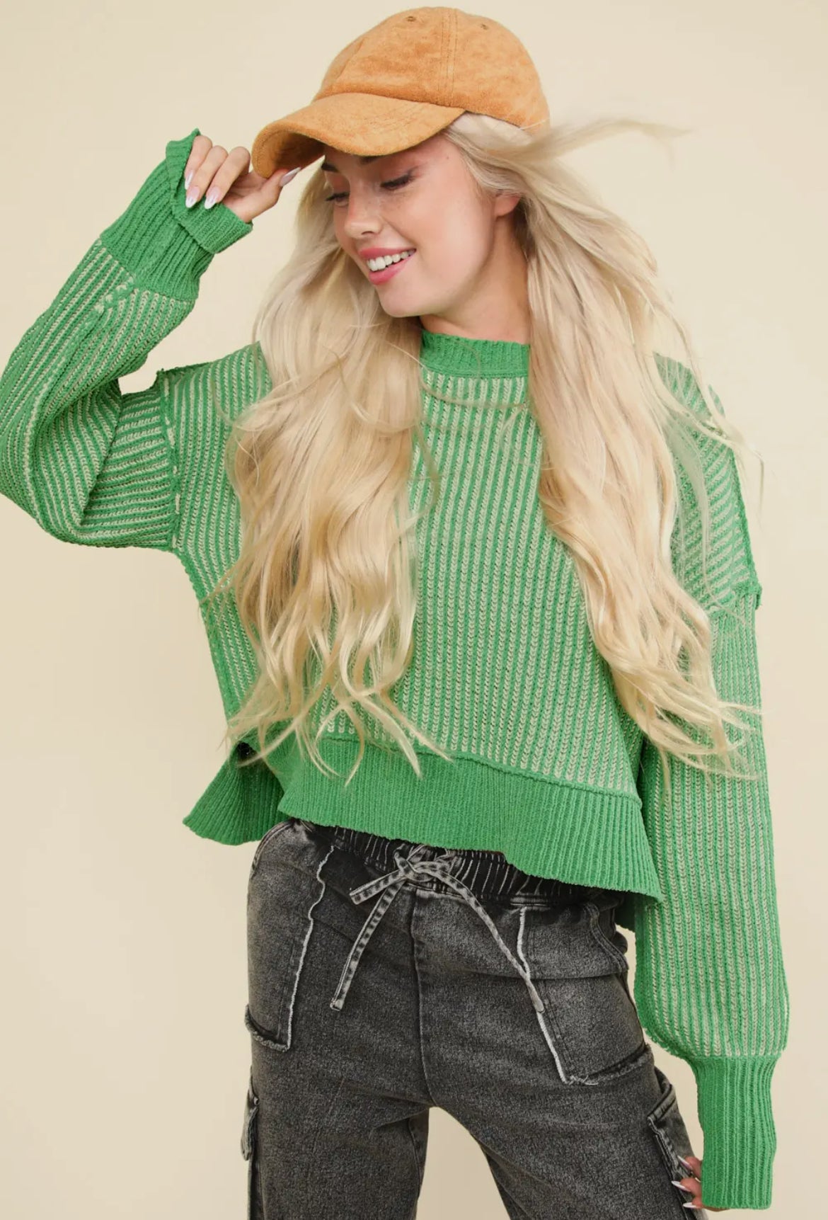 Two Tone Ribbed Crop Sweater: Green