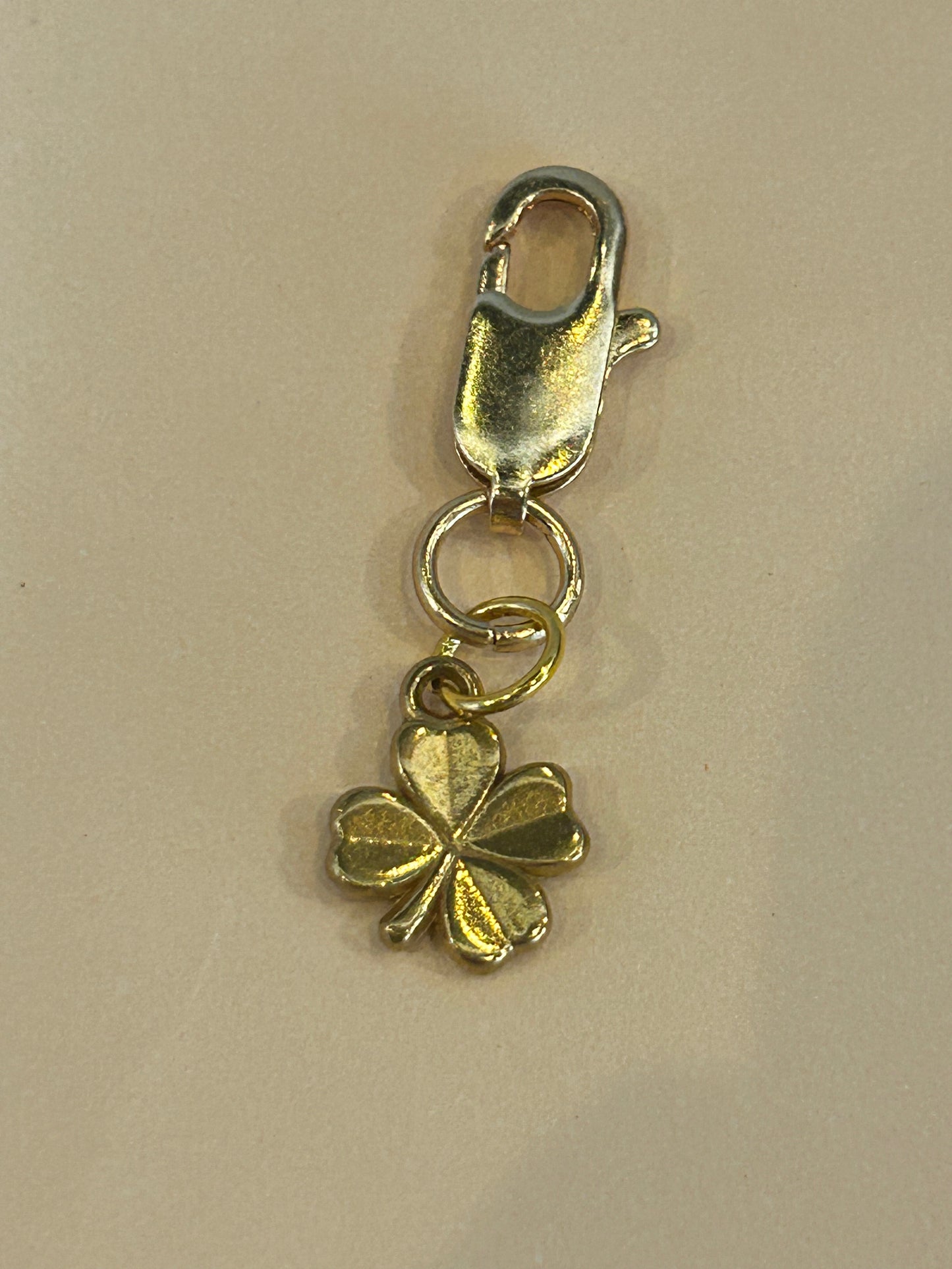 Charm Bar: Small Clover